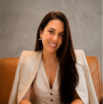 Dra Fernada Monteiro